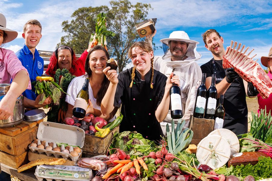 Farmers open gate to sell direct