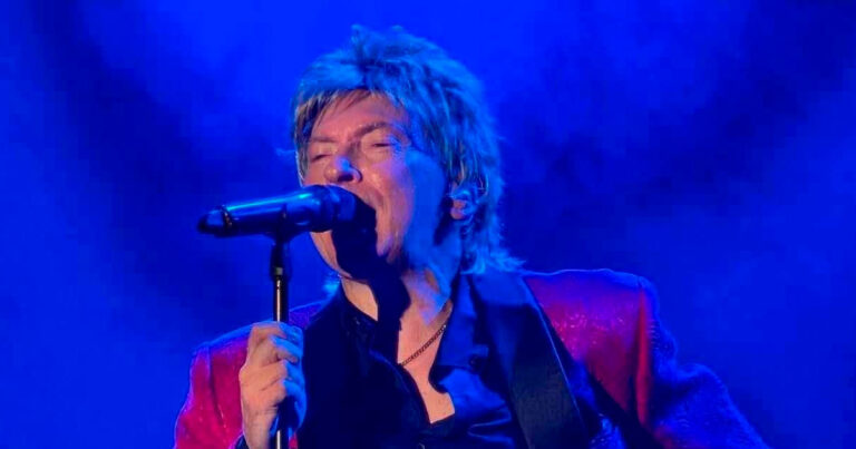 Rod Stewart tribute brings famous hits and rasp to Logan